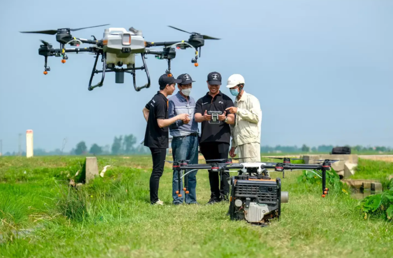 HTX nên sở hữu drone hay chọn thuê dịch vụ chuyên nghiệp?